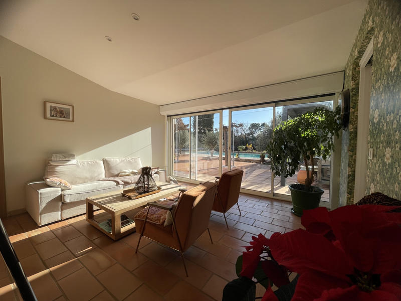 Maison - 200 m² - 7 pièces