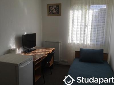 Chambre - 12 m² - 1 pièce