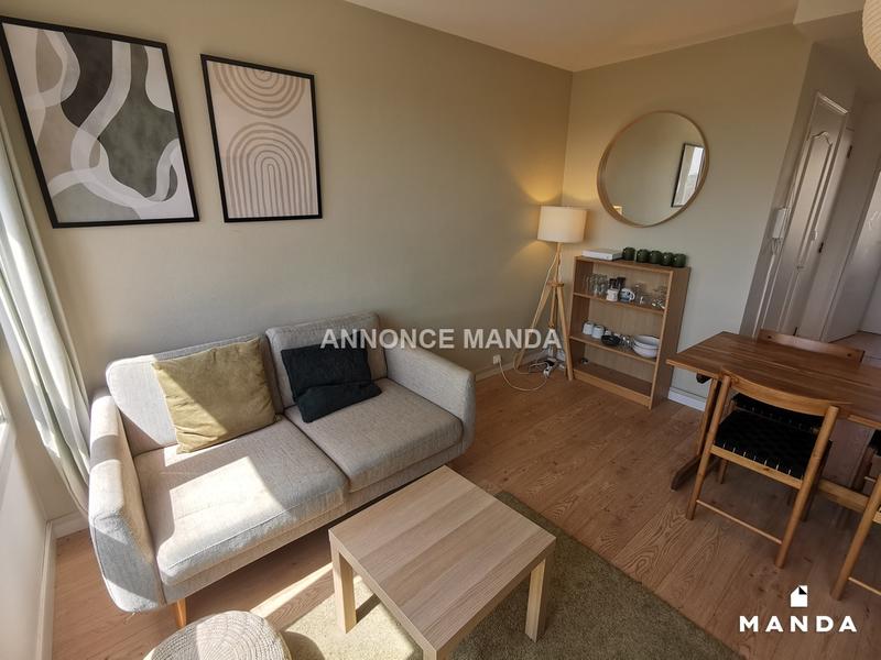 Chambre - 10 m² - 5 pièces