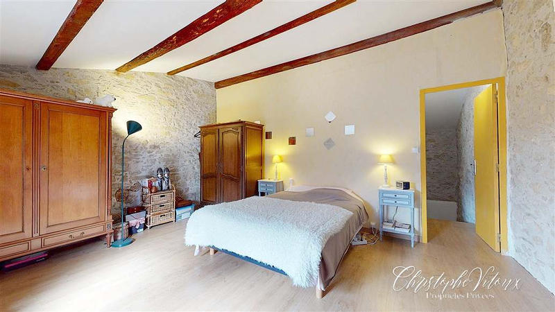 Maison - 167 m² - 6 pièces