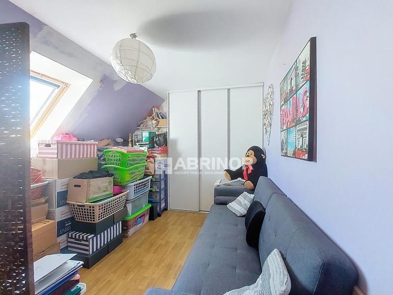 Maison - 104 m² - 5 pièces