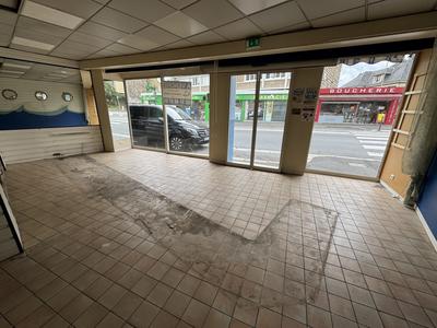 Local commercial - 113 m²