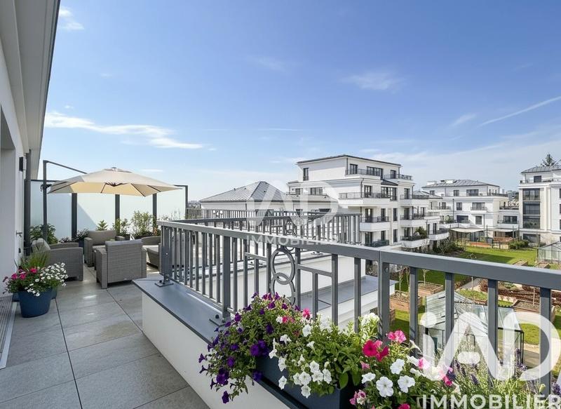 Appartement - 102 m² - 5 pièces