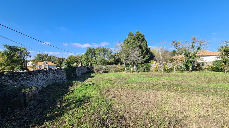 Terrain constructible - 727 m²