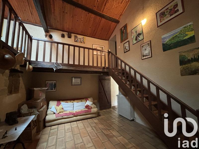 Maison - 240 m² - 6 pièces