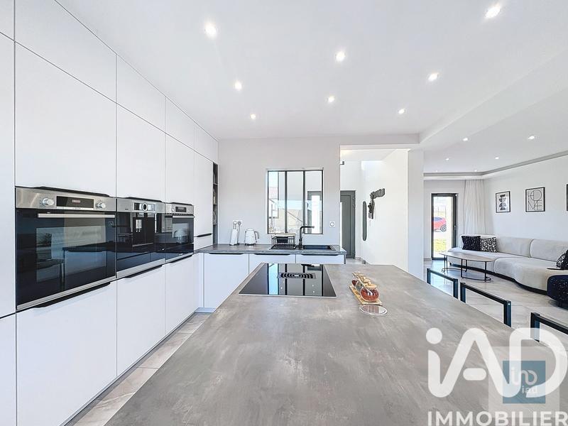 Maison - 150 m² - 7 pièces