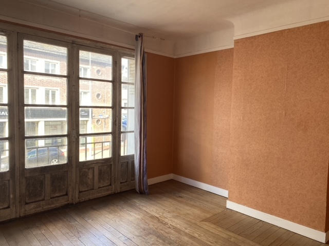 Maison - 151 m² - 7 pièces