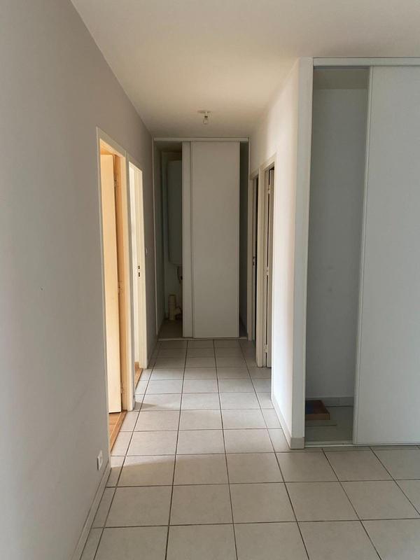 Appartement - 67 m² - 3 pièces