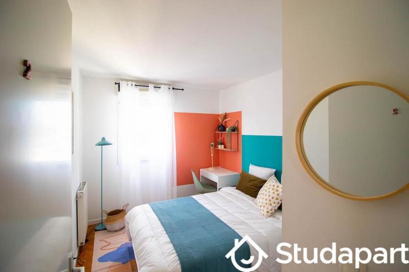 Chambre - 15 m² - 1 pièce