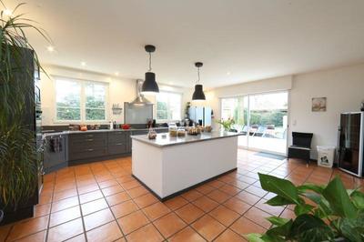 Villa - 320 m² - 13 pièces