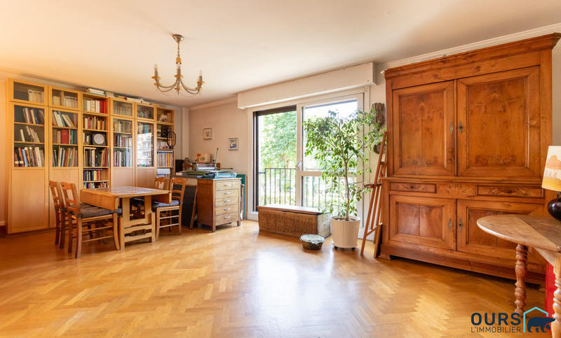 Appartement - 81 m² - 4 pièces