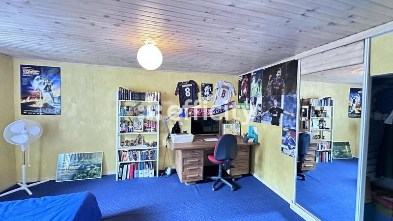 Maison - 166 m² - 4 pièces