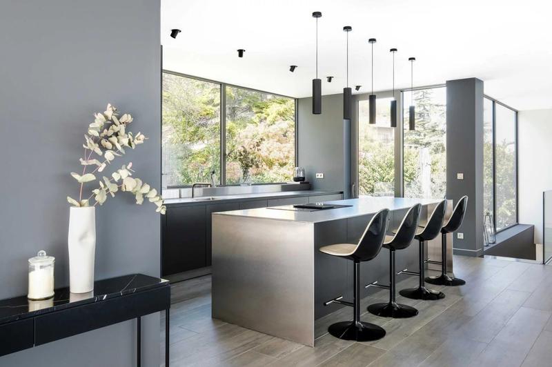 Maison - 169 m² - 6 pièces