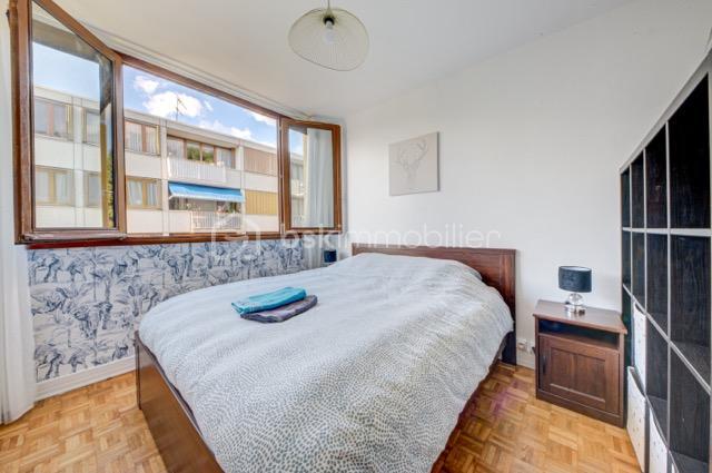 Appartement - 97 m² - 5 pièces