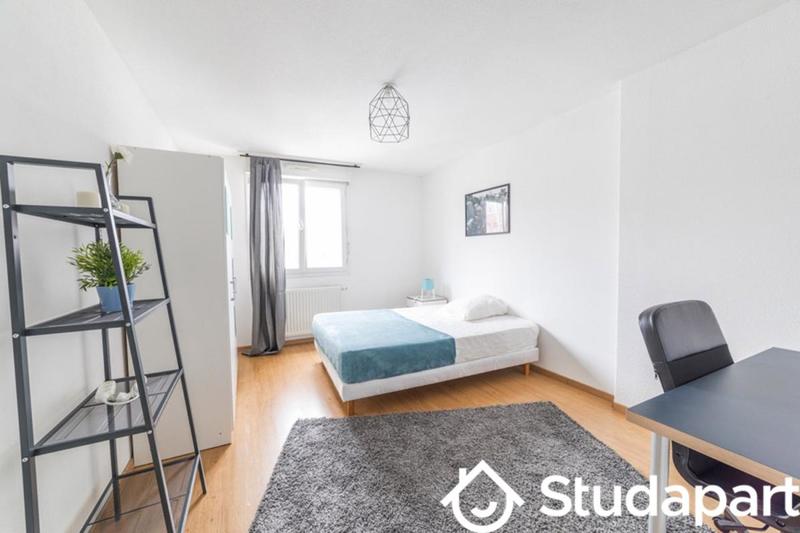 Chambre - 17 m² - 1 pièce