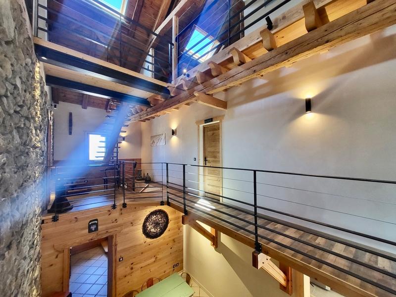 Maison en pierre - 300 m² - 10 pièces