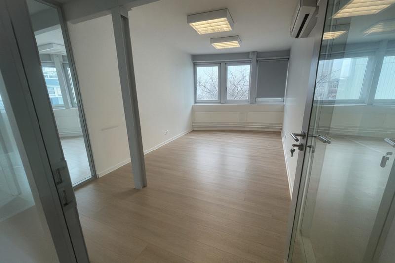 Bureau - 280 m²