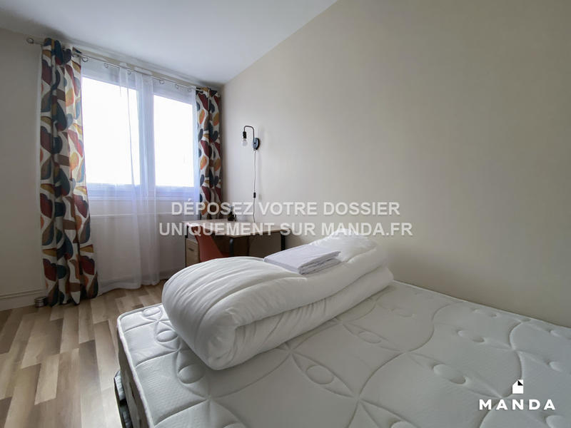 Chambre - 9 m² - 4 pièces