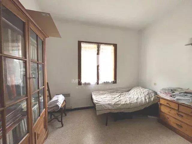 Maison - 96 m² - 7 pièces