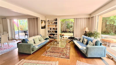 Appartement - 146 m² - 5 pièces