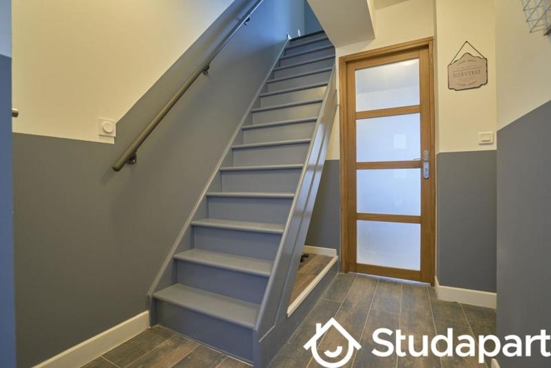 Chambre - 10 m² - 1 pièce