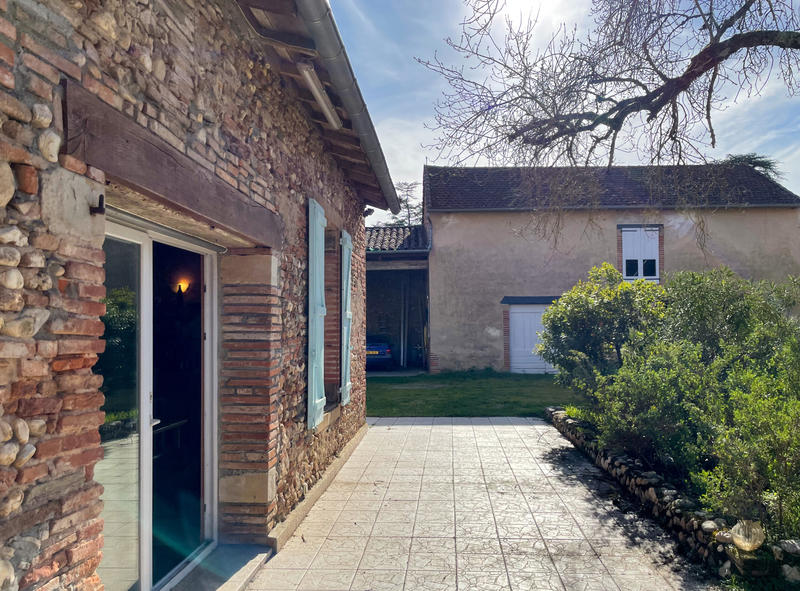 Maison - 585 m² - 10 pièces