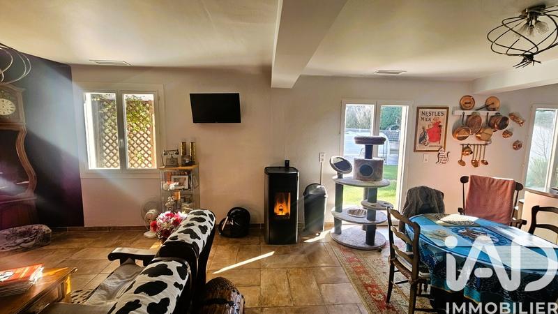 Maison - 205 m² - 8 pièces