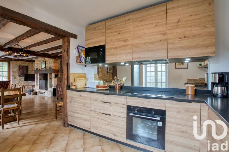 Maison - 180 m² - 7 pièces