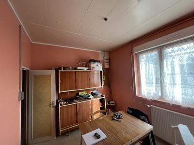 Maison - 92 m² - 5 pièces