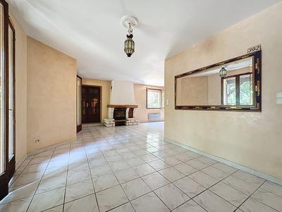 Maison - 147 m² - 6 pièces