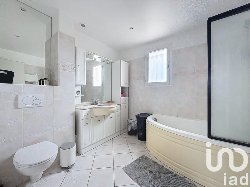 Maison - 91 m² - 5 pièces