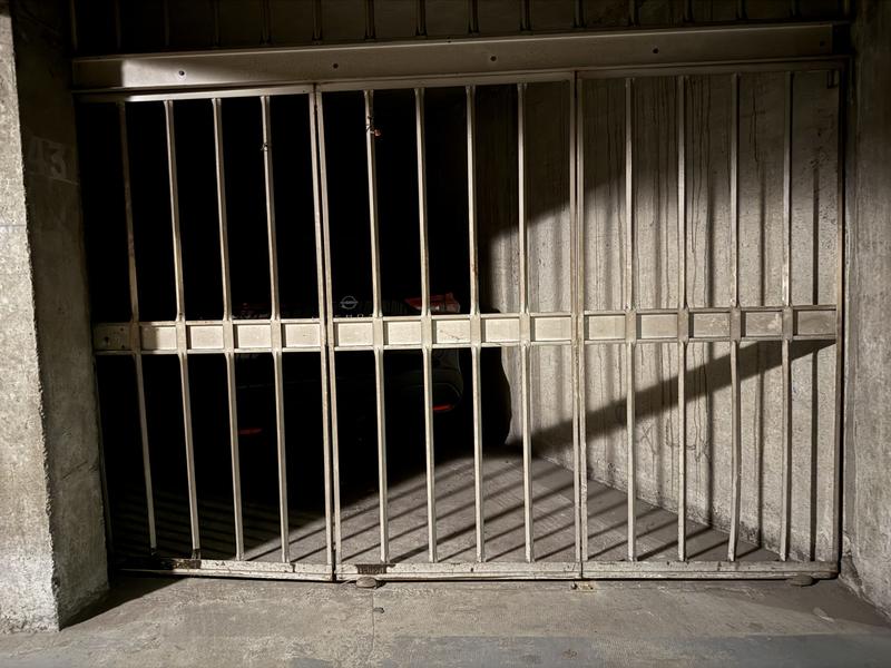 Parking / Garage - 11 m²