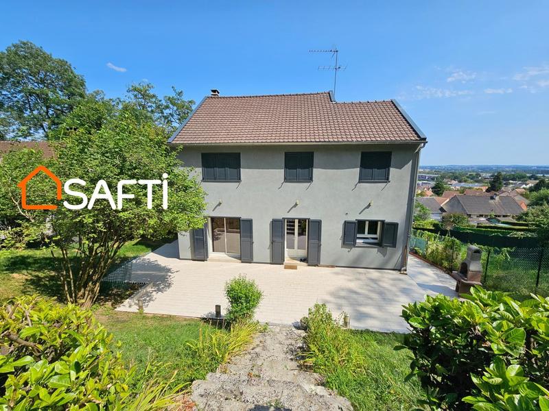 Maison - 154 m² - 7 pièces