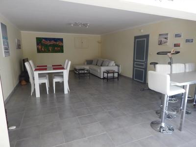 Maison - 190 m² - 7 pièces