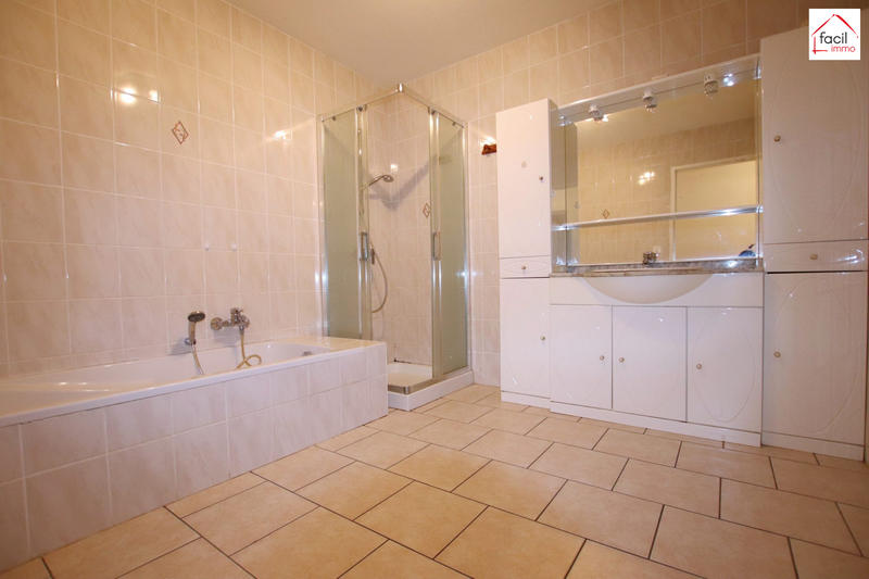 Appartement - 145 m² - 4 pièces