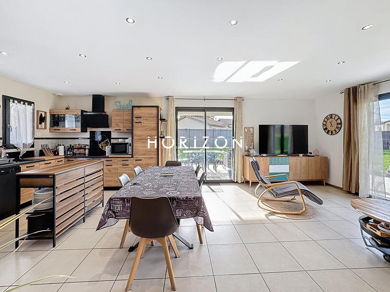 Maison - 80 m² - 3 pièces