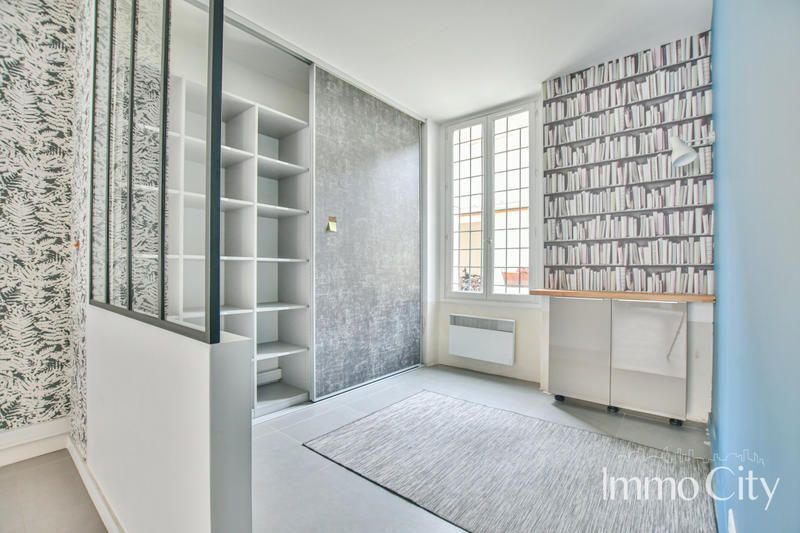 Local commercial - 75 m² - 2 pièces