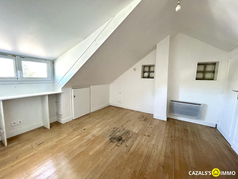 Maison traditionnelle - 105 m² - 5 pièces