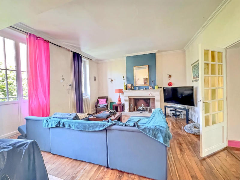 Maison - 289 m² - 8 pièces