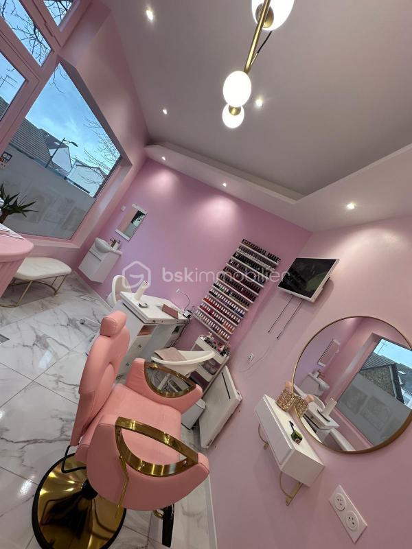 Local commercial - 22 m² - 2 pièces