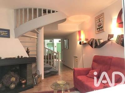 Maison - 97 m² - 5 pièces