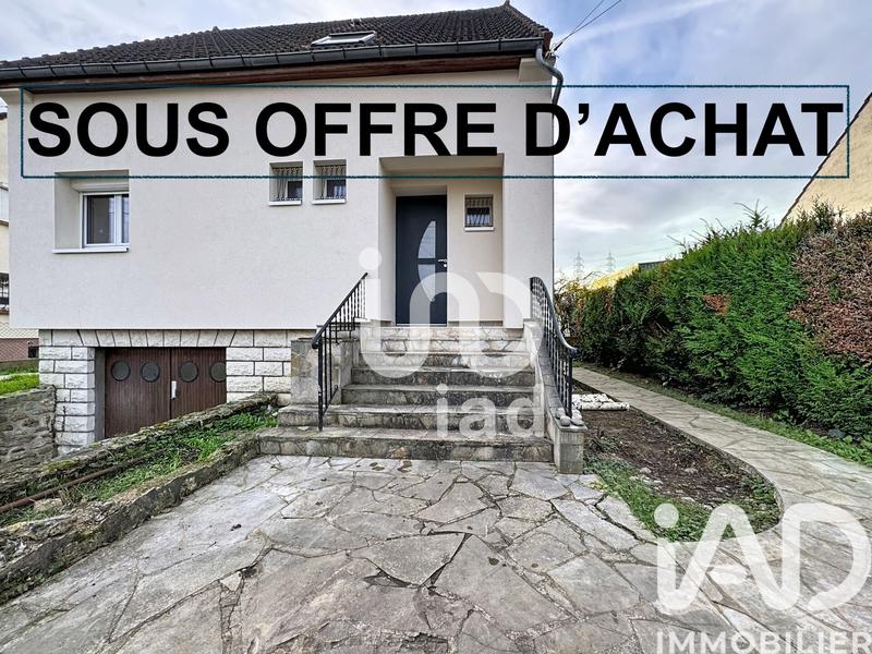 Maison - 95 m² - 5 pièces