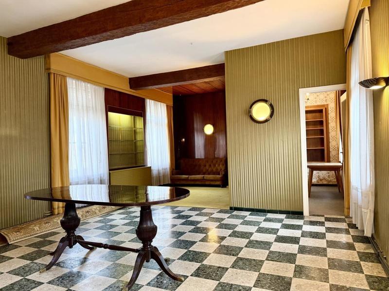 Maison - 167 m² - 8 pièces