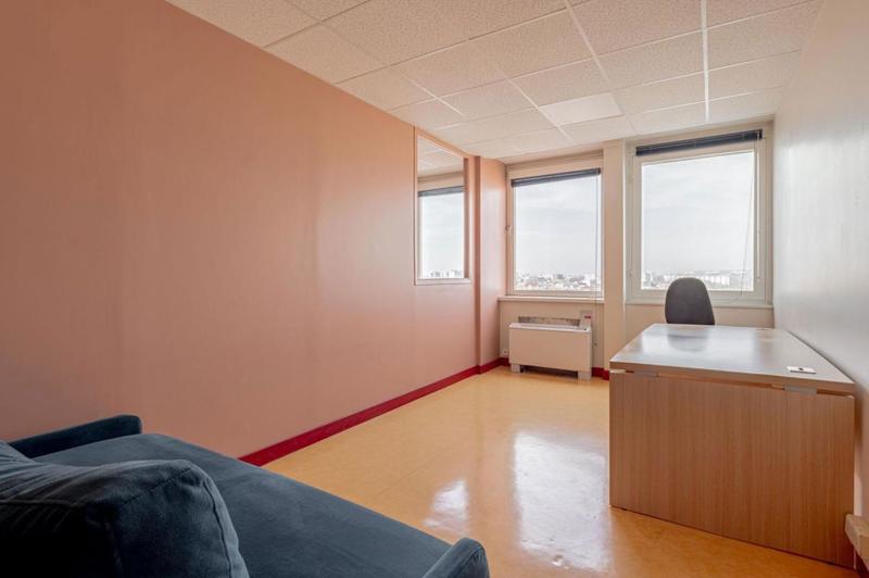 Bureau - 266 m² - 8 pièces