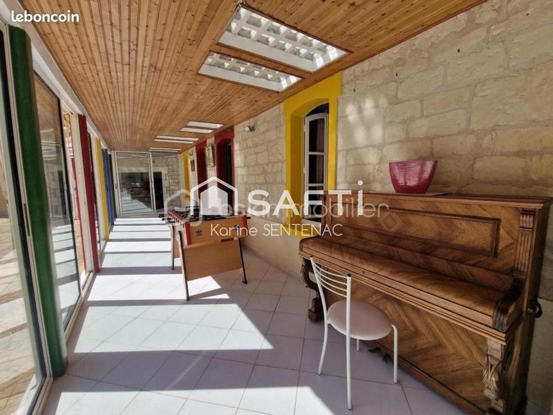 Maison - 283 m² - 8 pièces