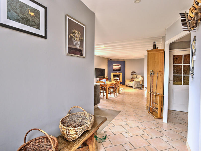 Maison - 200 m² - 7 pièces