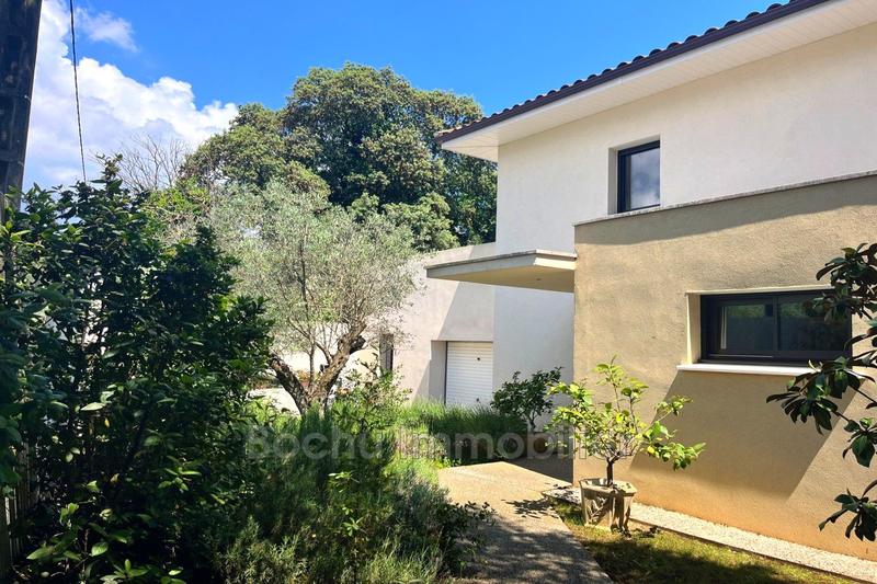 Villa - 168 m² - 5 pièces