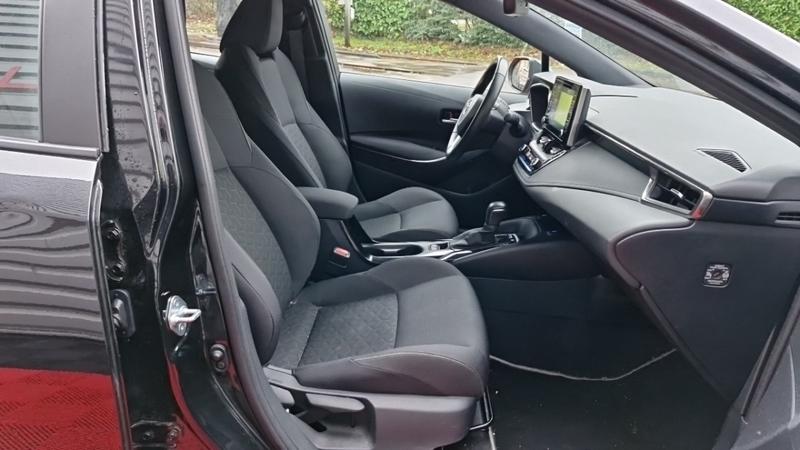 Toyota Corolla 122h Dynamic Business + Stage Hybride Academy