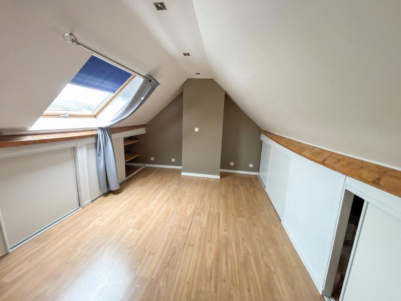 Maison - 85 m² - 5 pièces