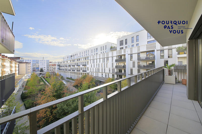 Appartement - 80 m² - 3 pièces